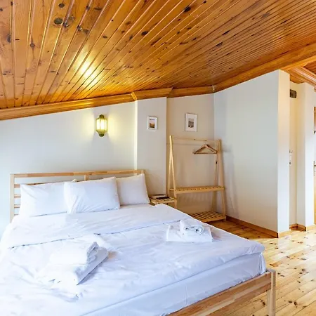 Lovely Flat Near Trendy Attractions In Balat Fatih Апартаменты Стамбул